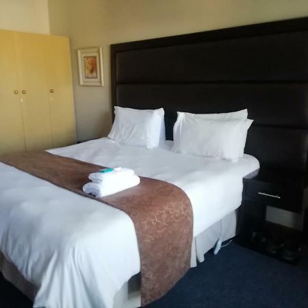 Hemmingways Bed & Breakfast King William's Town Bagian luar foto
