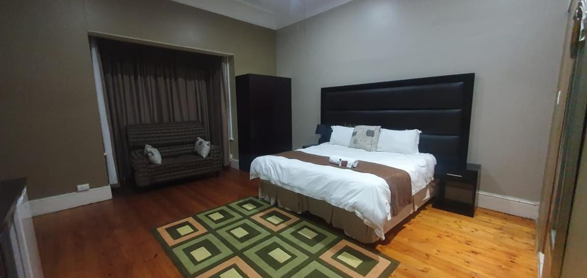 Hemmingways Bed & Breakfast King William's Town Bagian luar foto
